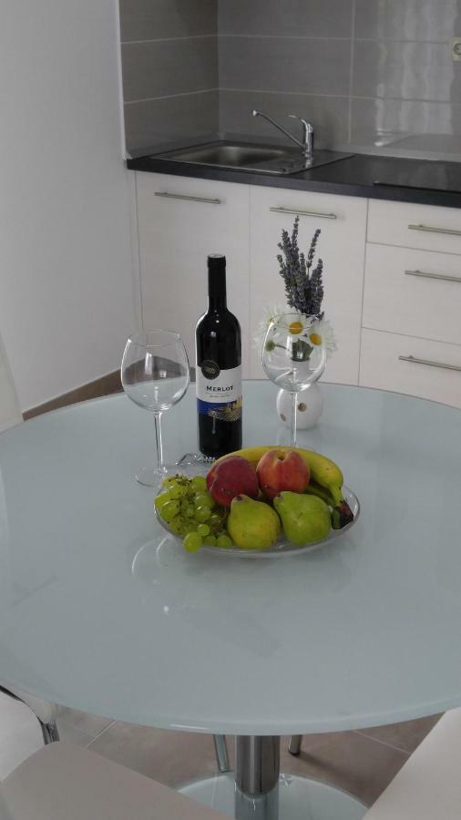 Apartmani Roberta Jurdani Bagian luar foto