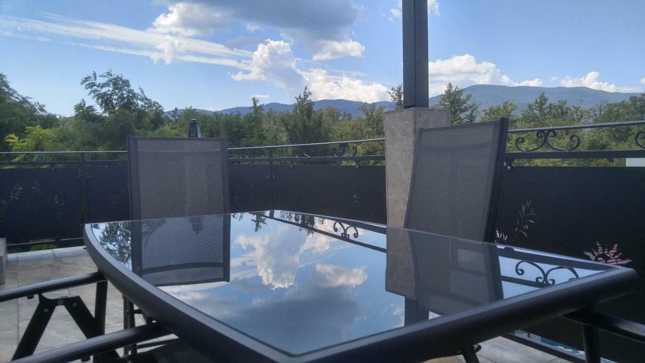Apartmani Roberta Jurdani Bagian luar foto